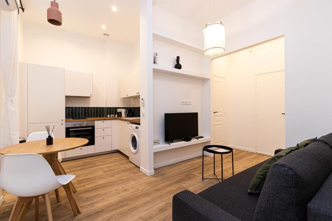 Apartment L'escale Zen - Joliette - Center Wifi Clim
